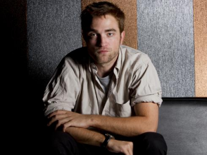 Robert Pattinson Kristen Stewart's Public Apology Only Made The Cheating Worse
