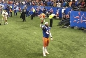 Lone Florida Player Stays To Sing Alma Mater Song After Embarrassing Loss